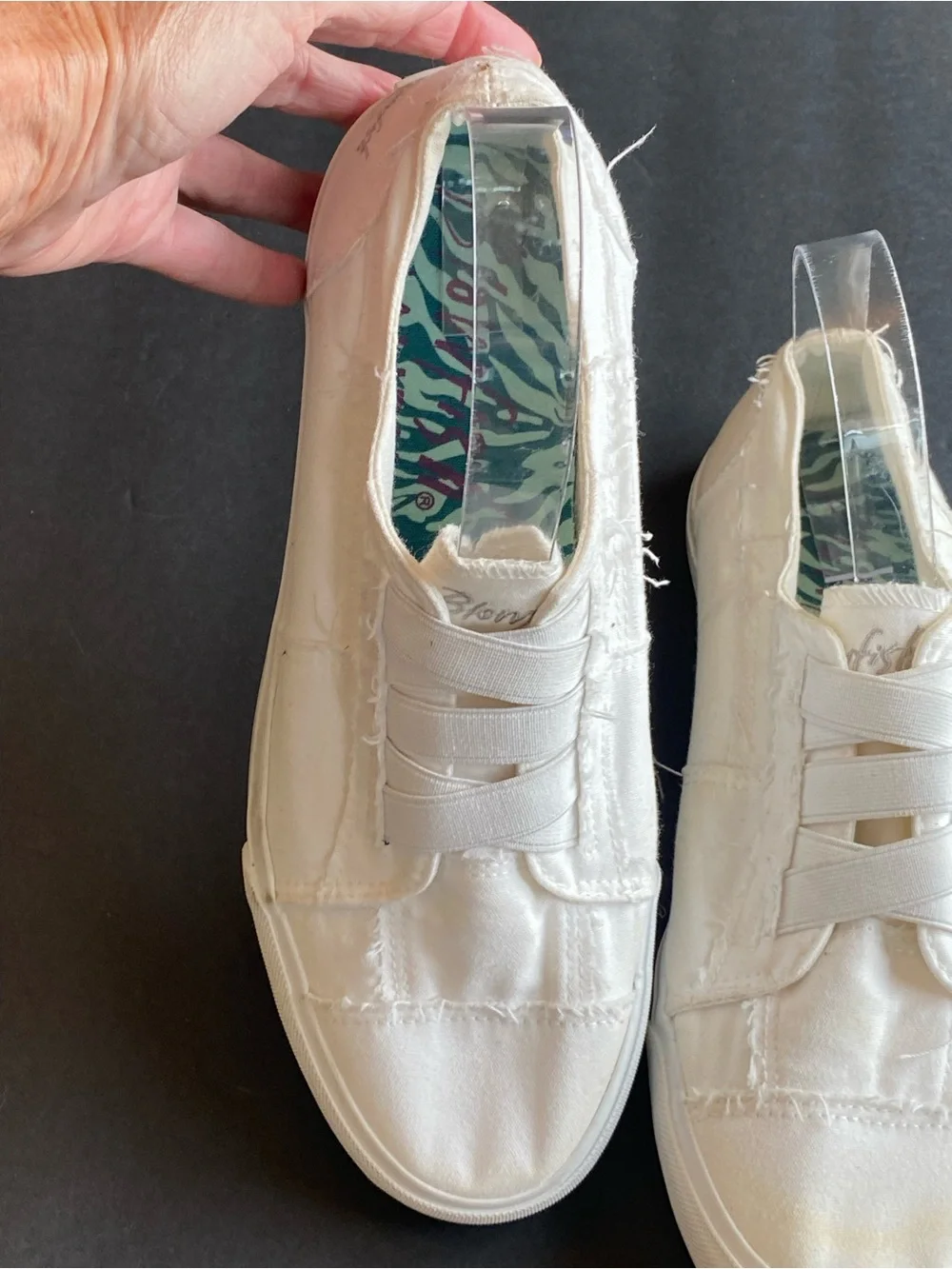 Blowfish Malibu Women's White Distressed Comfort Slip On Sneakers 10